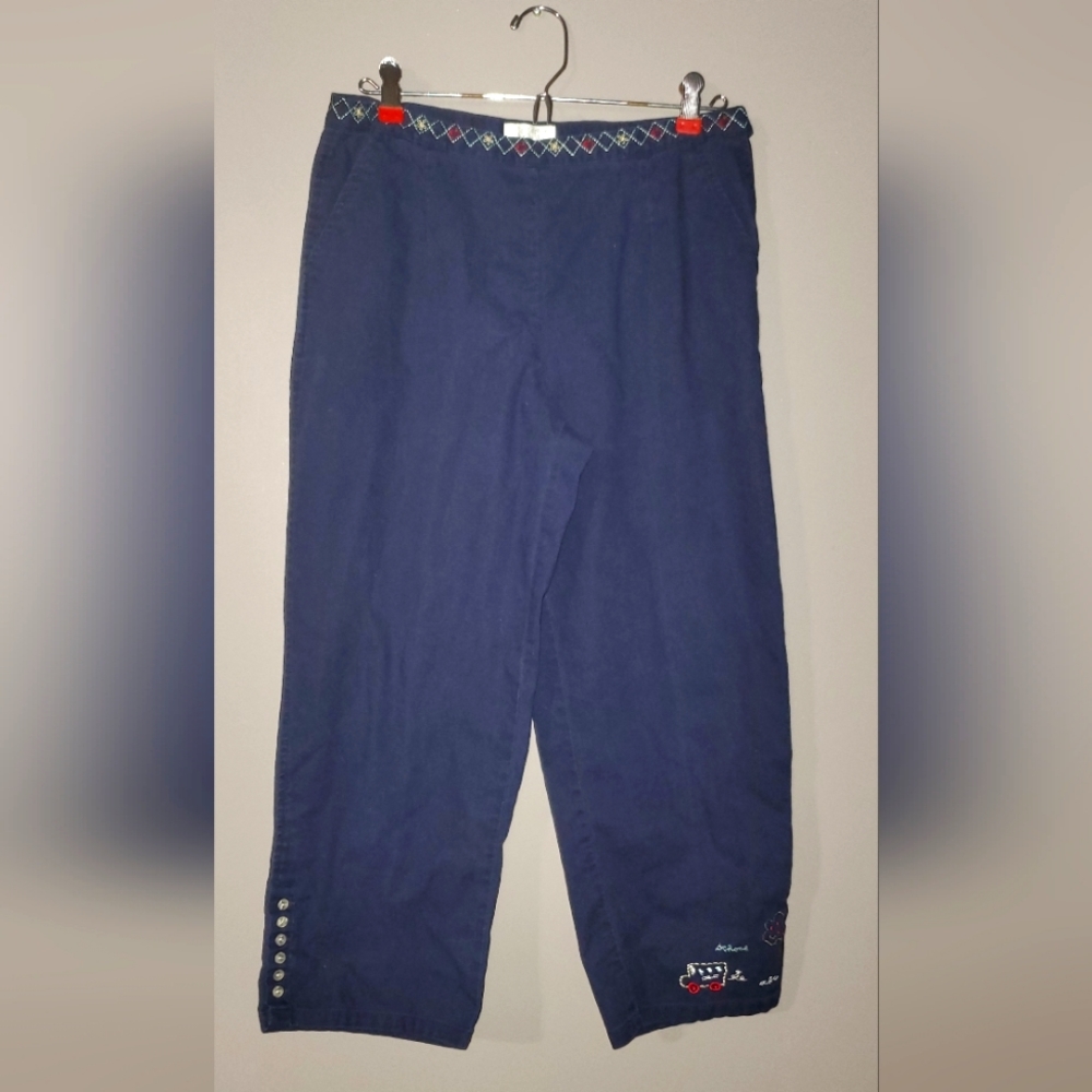 Christopher & Banks Teacher Capris-Size 6